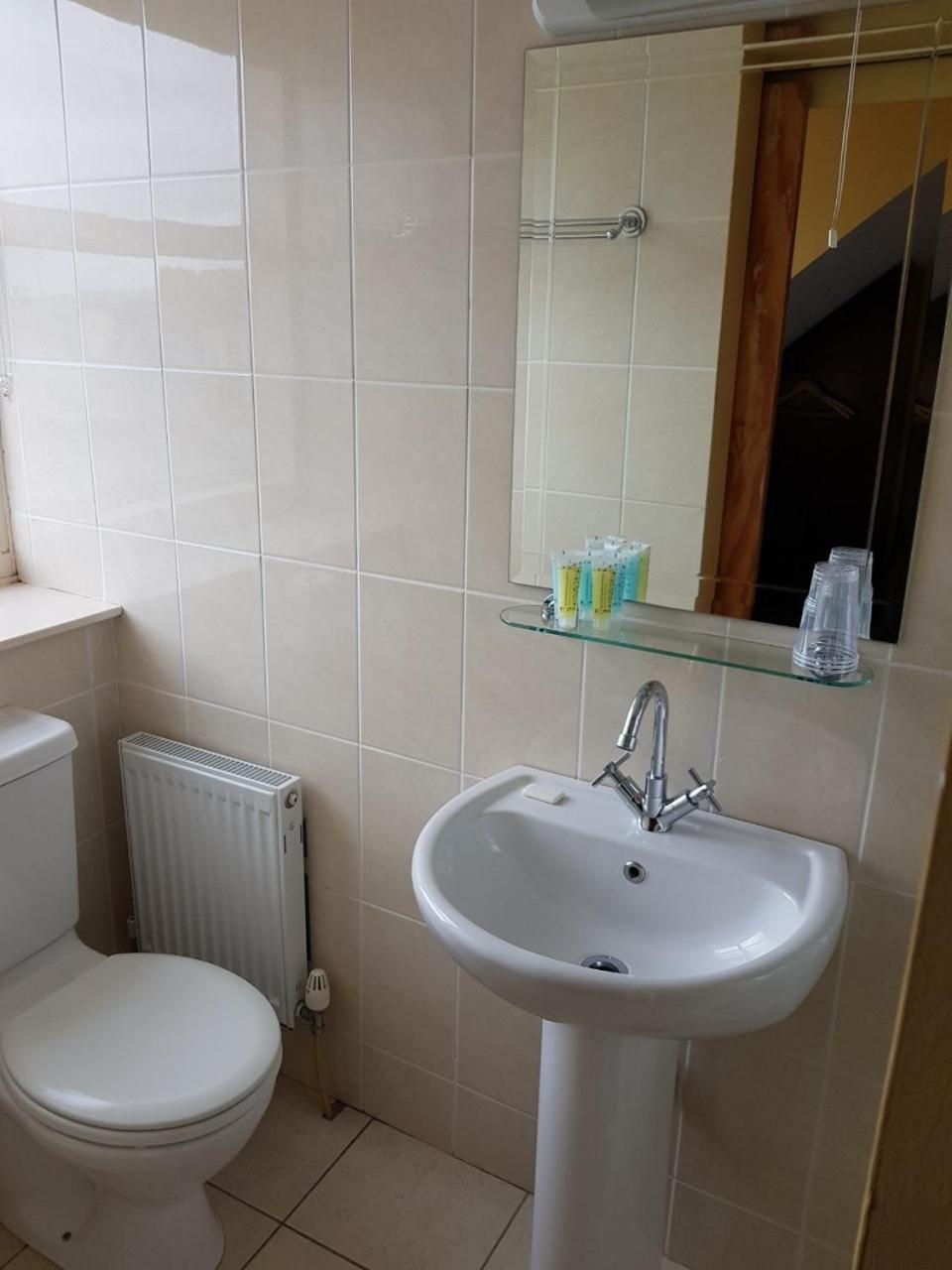 Bit And Bridle Bed & Breakfast Tipperary Dış mekan fotoğraf
